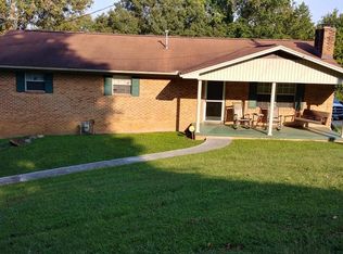 411 Hickory St, Clinton, TN 37716