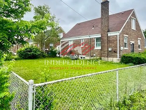 402 Harriet St — Photo 18
