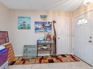 2302 Arby Ct, Wantagh, NY 11793