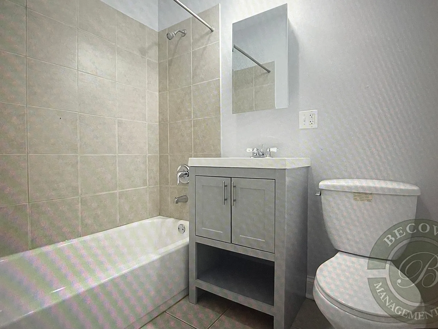 2 bed, 700 sqft, $2,295 — Photo 4