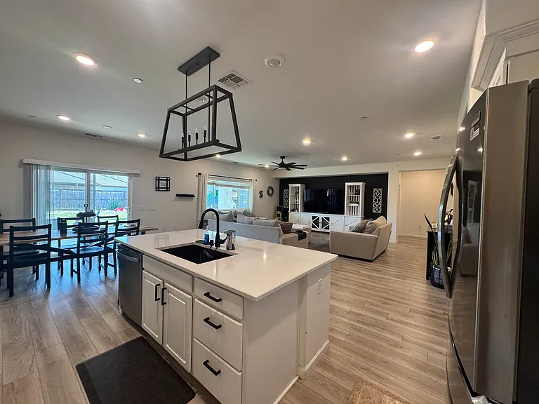 2042 Monteagle Ct — Photo 6