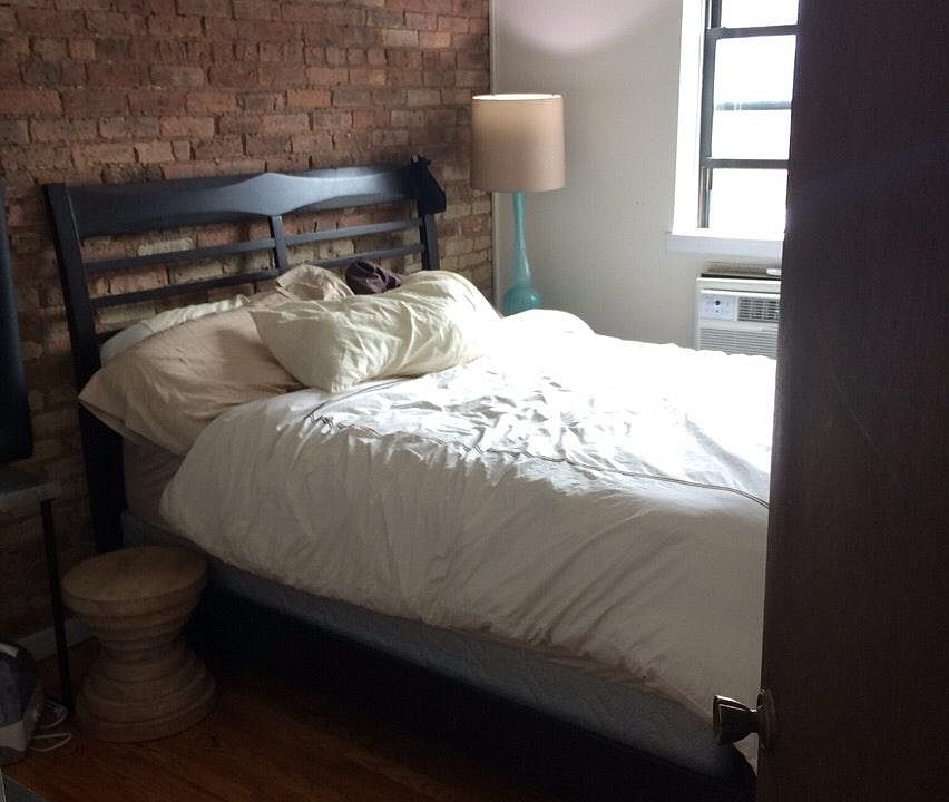 1st image of 2115 N Sedgwick St APT 2J