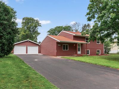 3675 Prairie Rd, White Bear Lake, MN, 55110