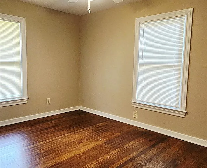 222 Winding Way St — Photo 10