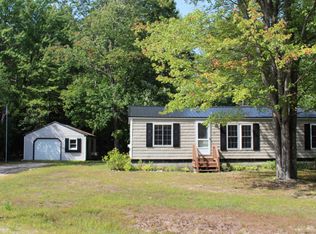 17 Florence Ln, Steep Falls, ME 04085