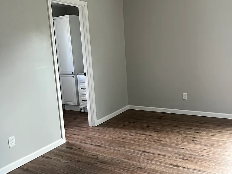 344 Mayflower Ave — Photo 16