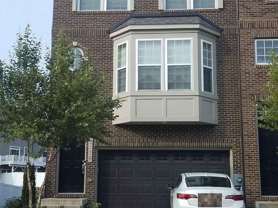 2nd image of 2779 Golden Gate Pl