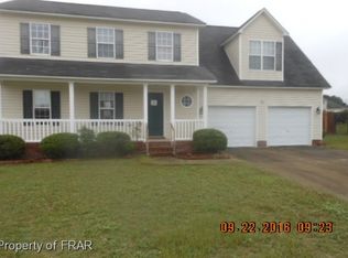 74 Guilford Ct, Spring Lake, NC 28390