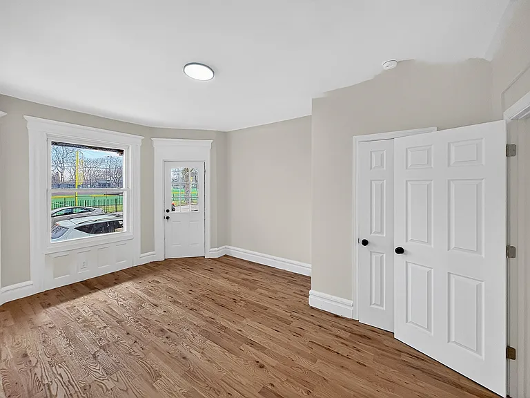 345 Walnut St #1R — Photo 34