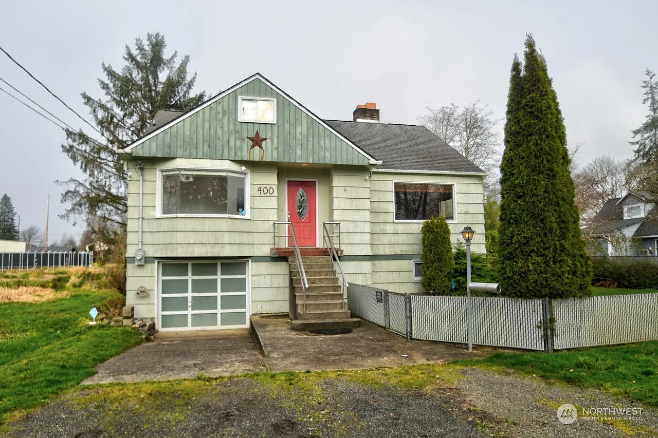 400 E Cushing Street photo 1