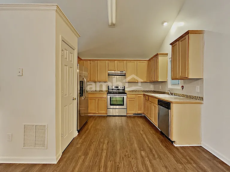5950 Hickory Springs Dr — Photo 3
