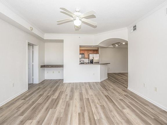 5th image of 12980 Positano Cir APT 304