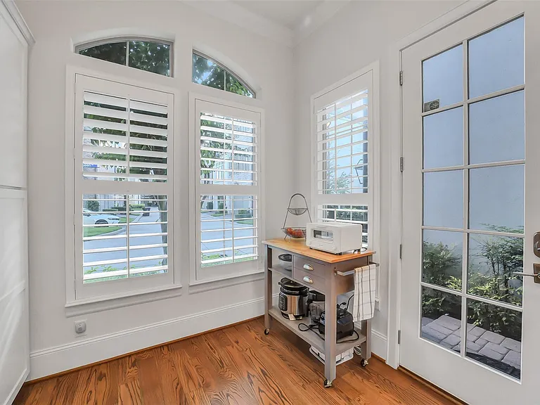 1110 Lake Pointe Pkwy — Photo 10