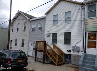 61 14th Street, Troy, NY 12180