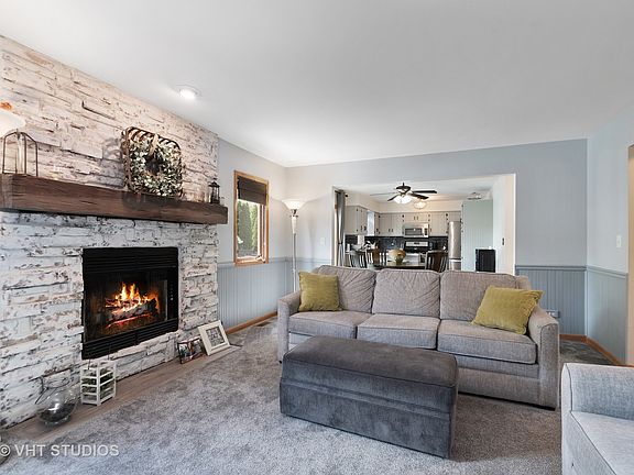 4th image of 2415 Jackson Branch Dr