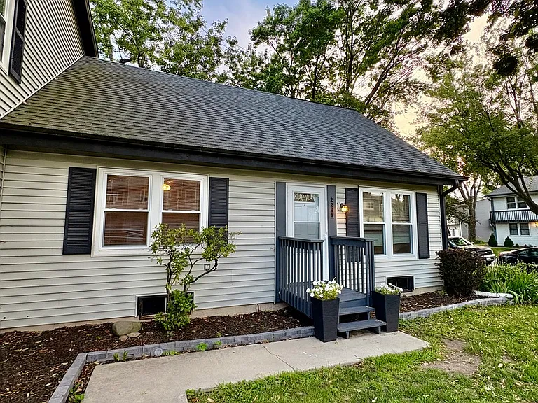 228 Dakota Ct #A — Photo 3