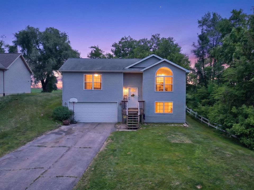 1st image of 10501 Loughrea Ln