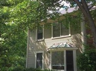 7210 Lensfield Ct, Alexandria, VA 22315