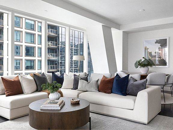 2nd image of 150 Seaport Blvd Unit 8G