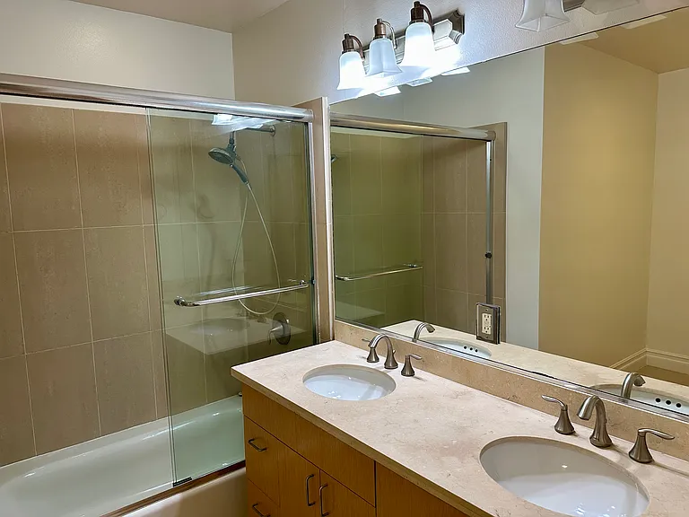 917 S New Hampshire Ave #211 — Photo 14