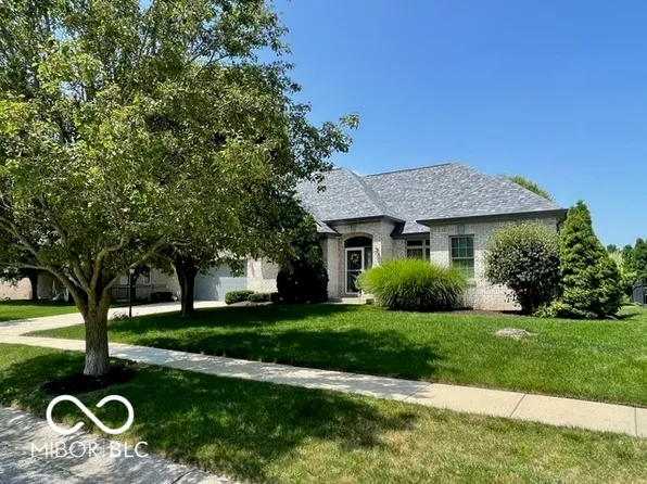 1610 Trainers Cir, Indianapolis, IN 46239