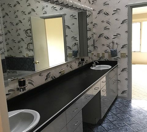 2nd image of 593 Shadydale Dr #593