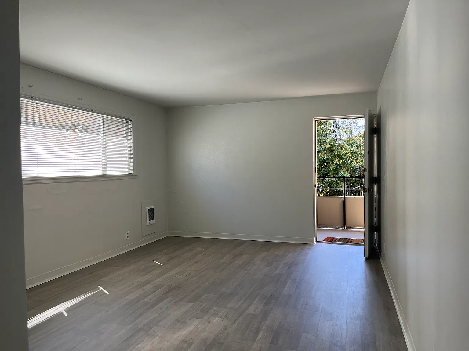 1 bed, $1,695 — Photo 4