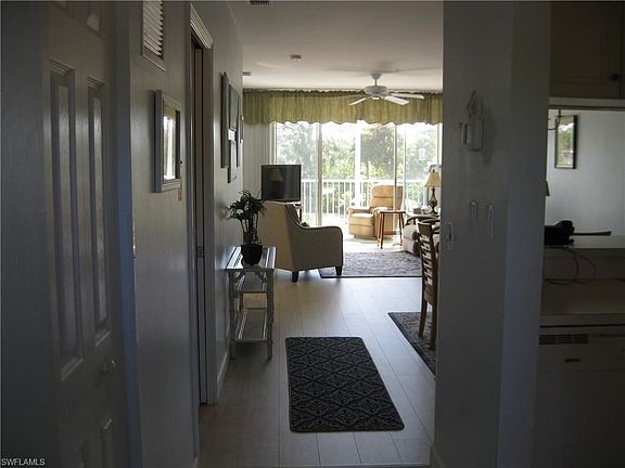 4th image of 14931 Park Lake Dr APT 210