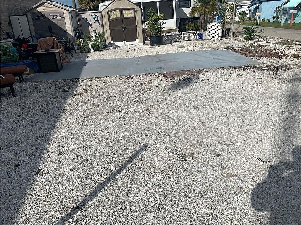 1st image of 117 Bayou Dr
