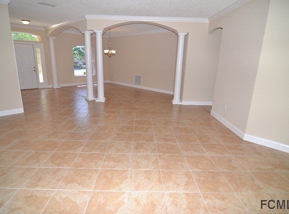 4th image of 13 Pine Cottage Ln