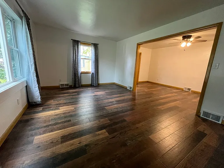 107 S Duluth Ave #1 — Photo 4