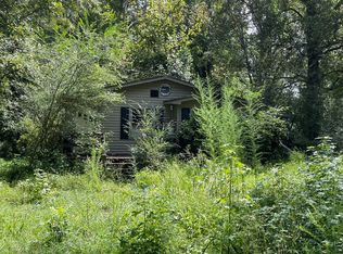 1048 Waterworks Rd, Commerce, GA 30529