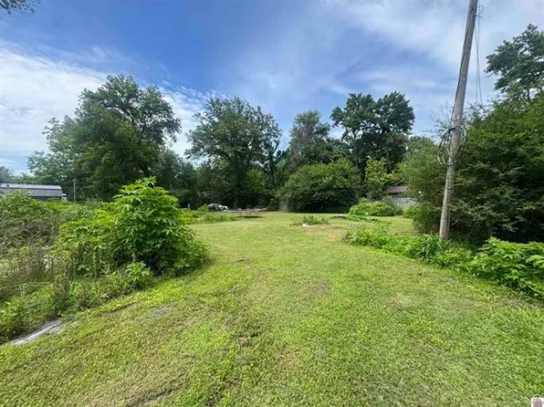 414 E State Highway 1748, Mayfield, KY 42066