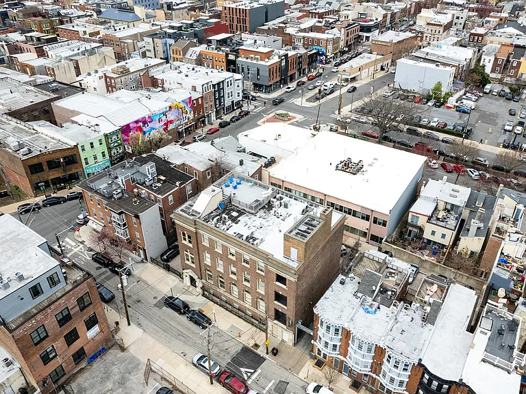 Queen Village Lofts — Photo 9