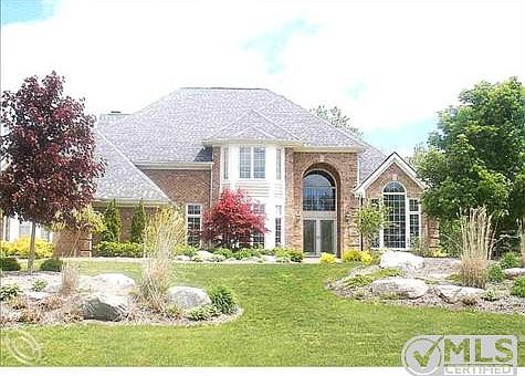 Fabulous 1041 Winding Way