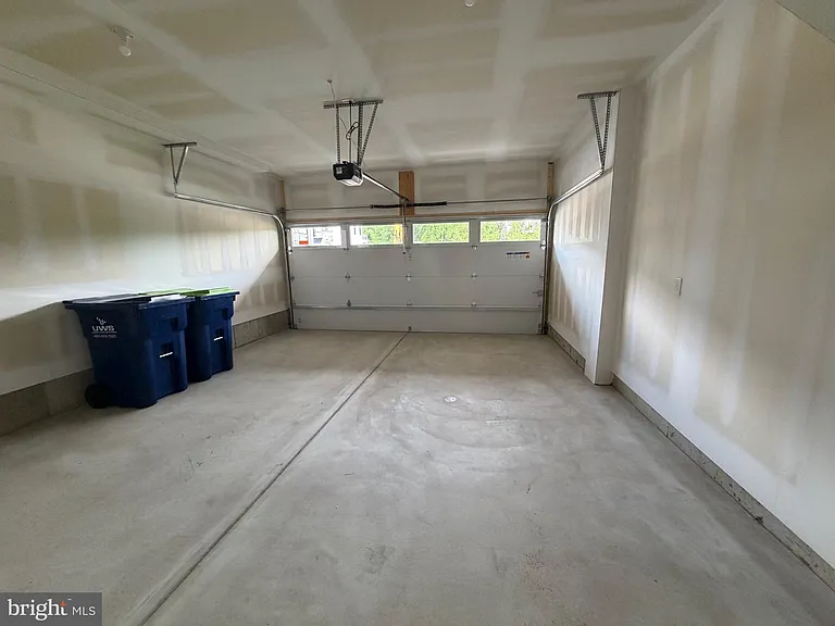 111 Brianna Ct #6 — Photo 54
