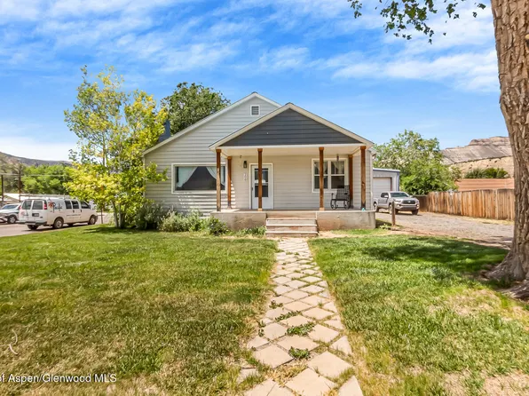 208 E 3rd St, Parachute, CO 81635
