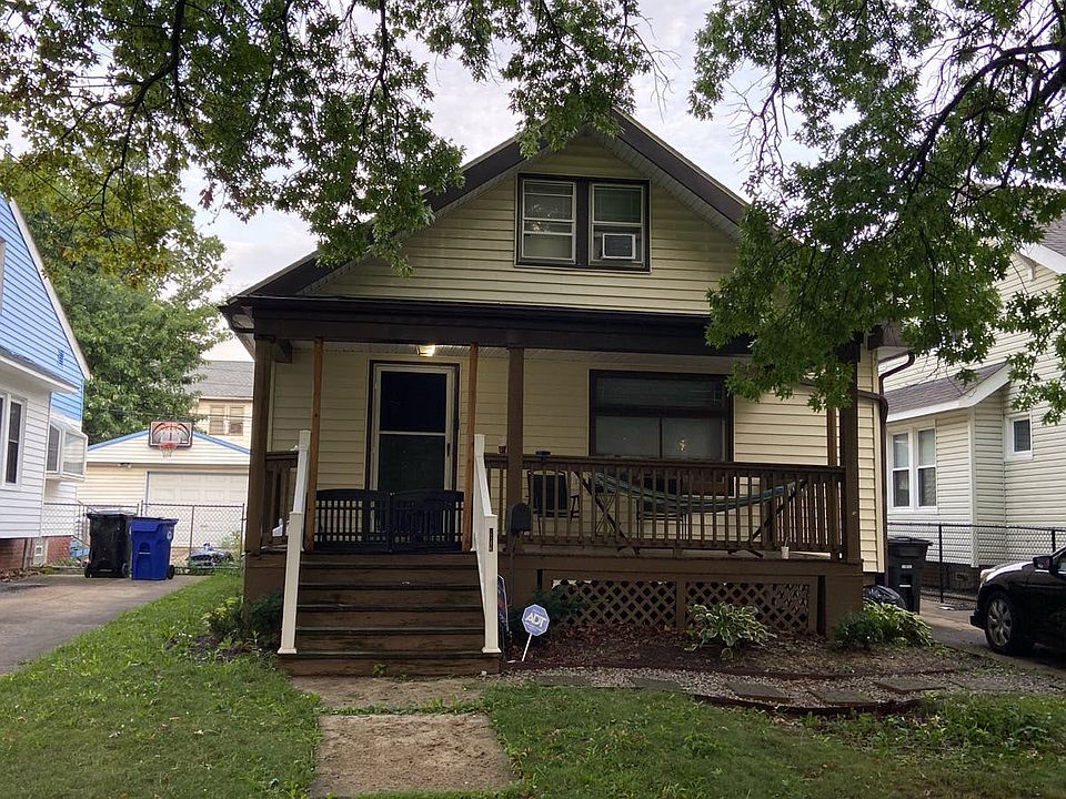 1st image of 3716 W 129th St