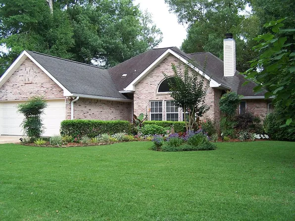 9517 W Palm Ln, Ocean Springs, MS 39564