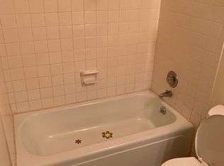 6430 Commons Dr, Indianapolis, IN 46254