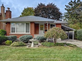 246 8th Ave, Kitchener, ON N2C1S7