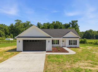 325 W Washington St, Bethel, NC 27812