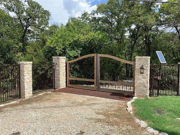 3rd image of 409 Cooks Ln Lot 1