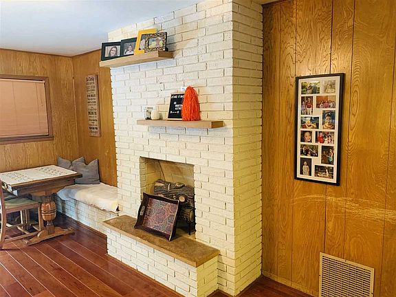 5th image of 575 Carnahan Pl