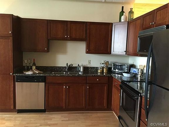 3rd image of 306 N 26th St #U211