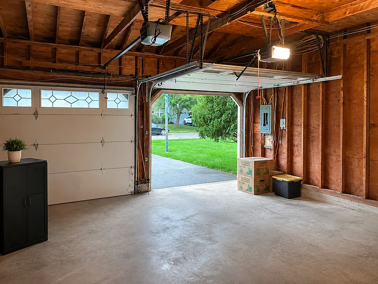 5 Dennison Pl — Photo 36