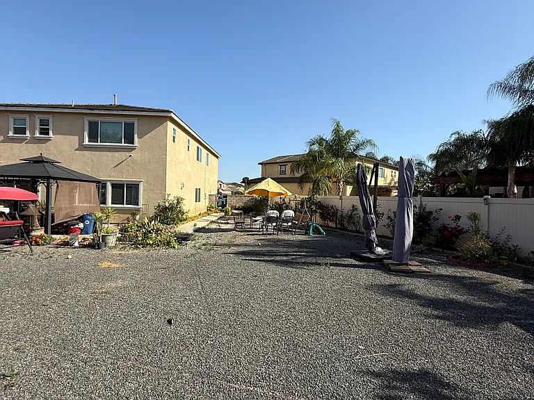 4613 Creek Cir — Photo 11