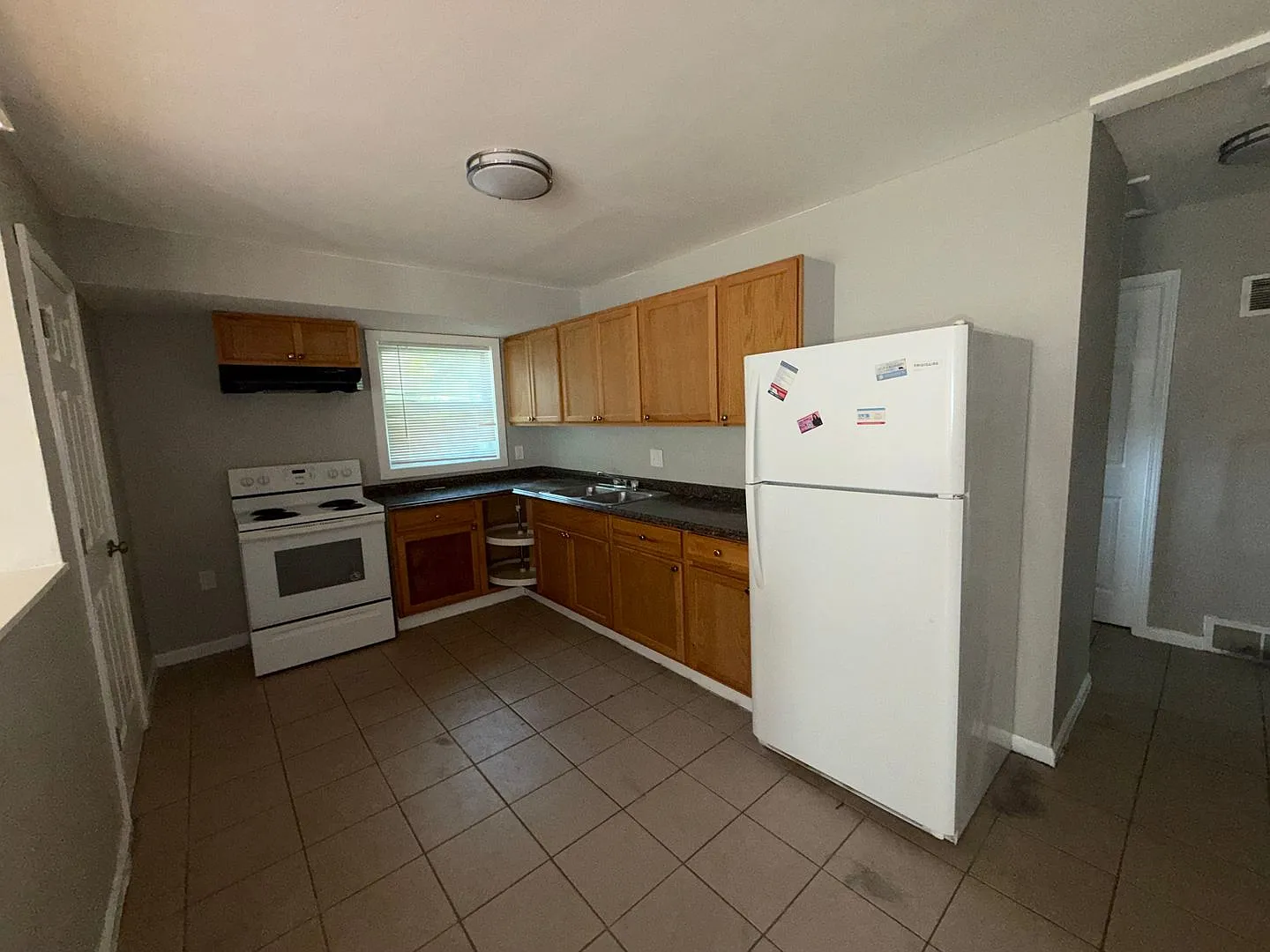 Lovely Home for Rent - Section 8 welcome — Photo 4