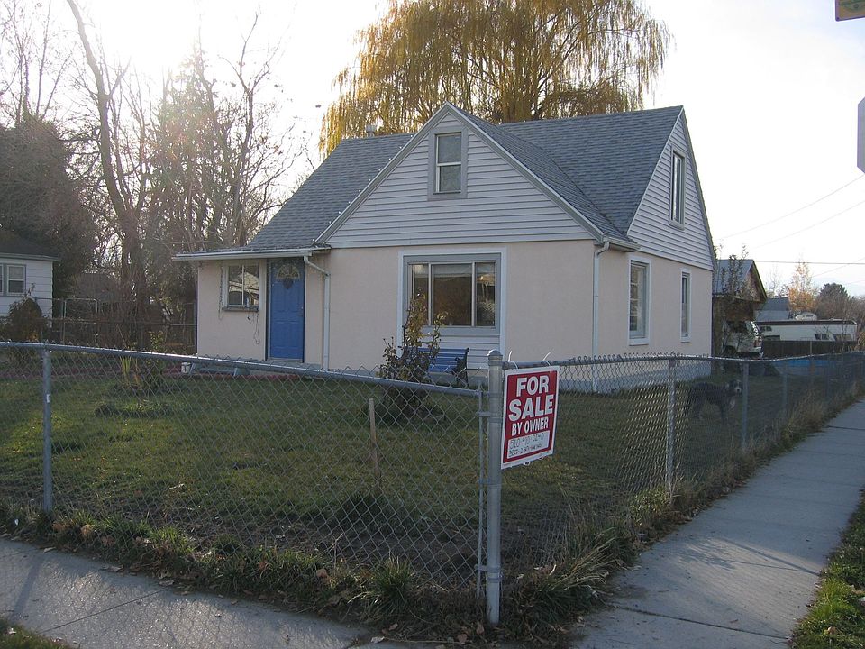front of house on corner lot