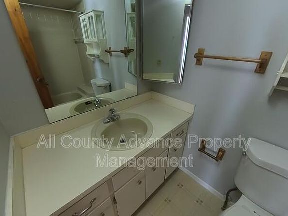 4th image of 6189 Chesham Dr APT 1
